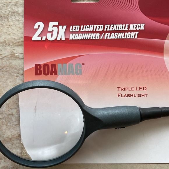 LED Lighted Flexible Neck Magnifier - Picture 2 of 10